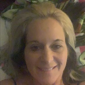 Meet your Posher, Deana